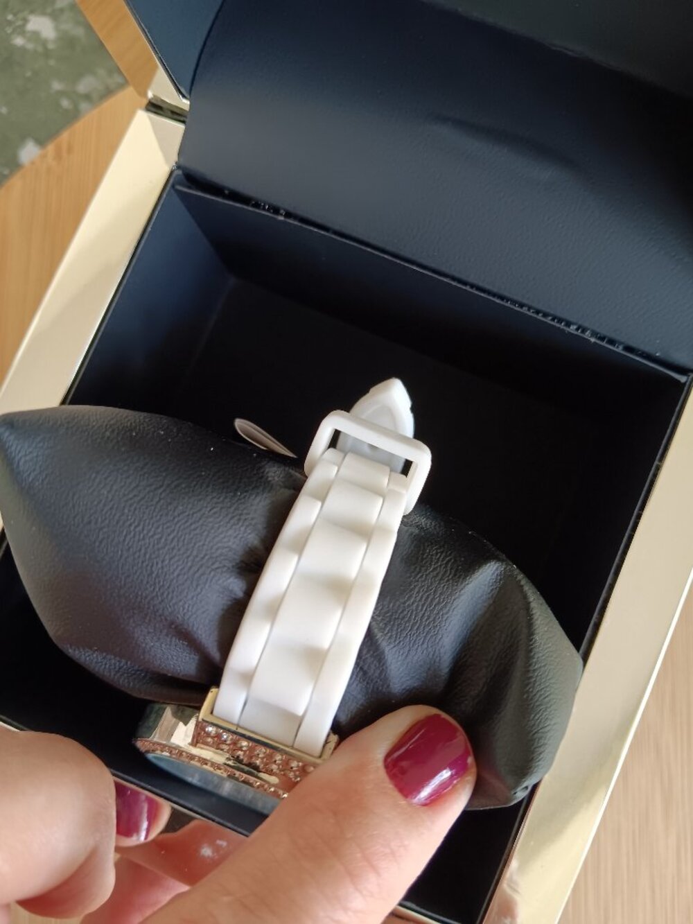 Bebe watch    NWOT - Picture 5 of 13